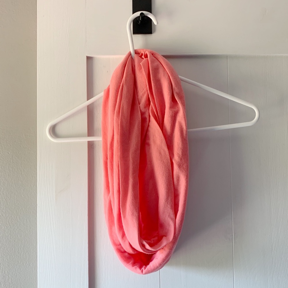 Shoe Shoe Baby Boutique coral infinity scarf